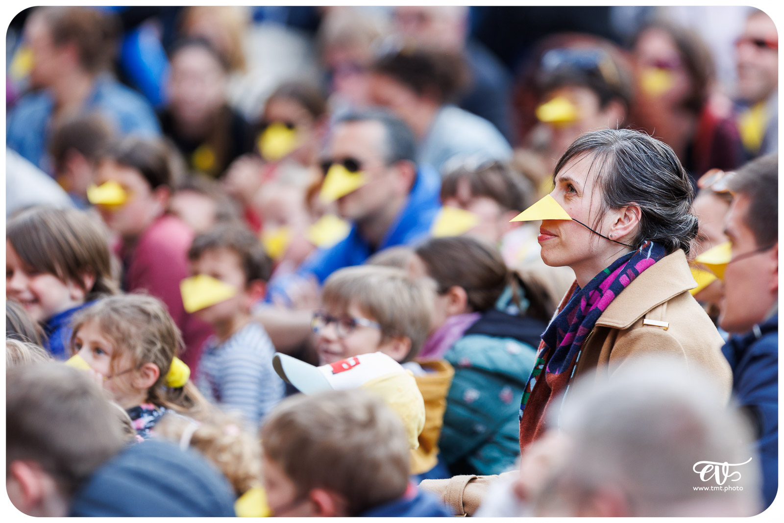 UN POUR TOUS TOUS POUSSIN ! - LES ARTS PITRES